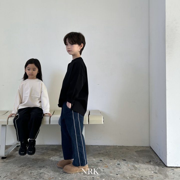 Nrk - Korean Children Fashion - #kidsshorts - Brushed Denim Side Stripe Pants