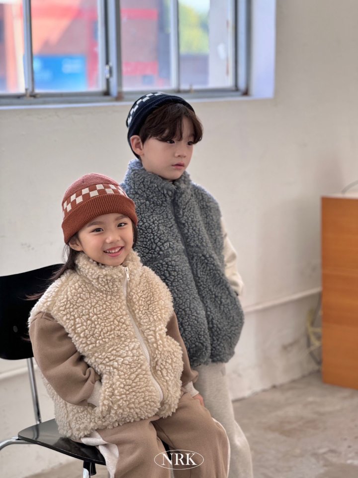 Nrk - Korean Children Fashion - #todddlerfashion - Oversized Fleece Vest - 7