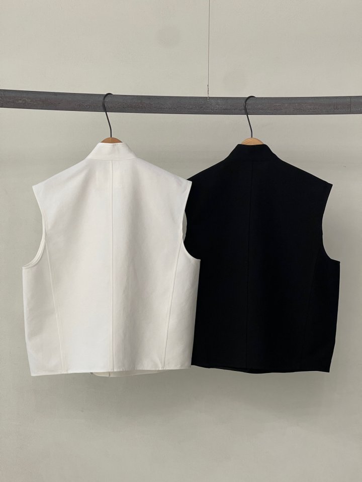 Ohao - Korean Women Fashion - #vintageinspired - Comma Vest - 3