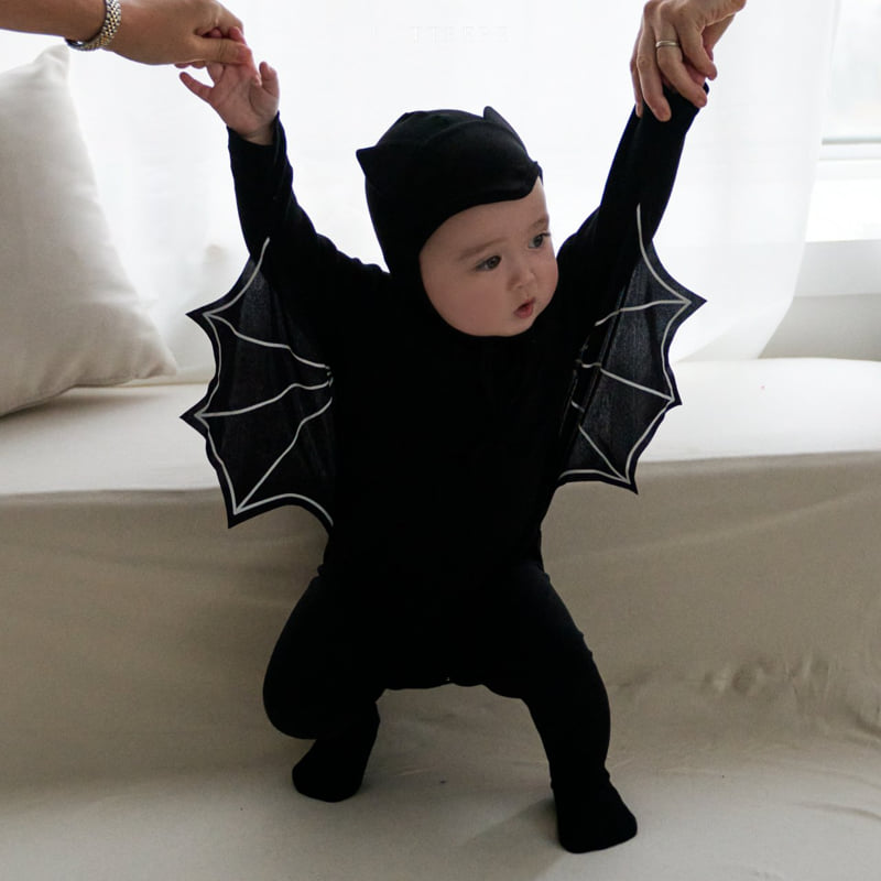 Oott Bebe - Korean Baby Fashion - #babyboutique - Bat Suit Set (Suit + Leggings)
