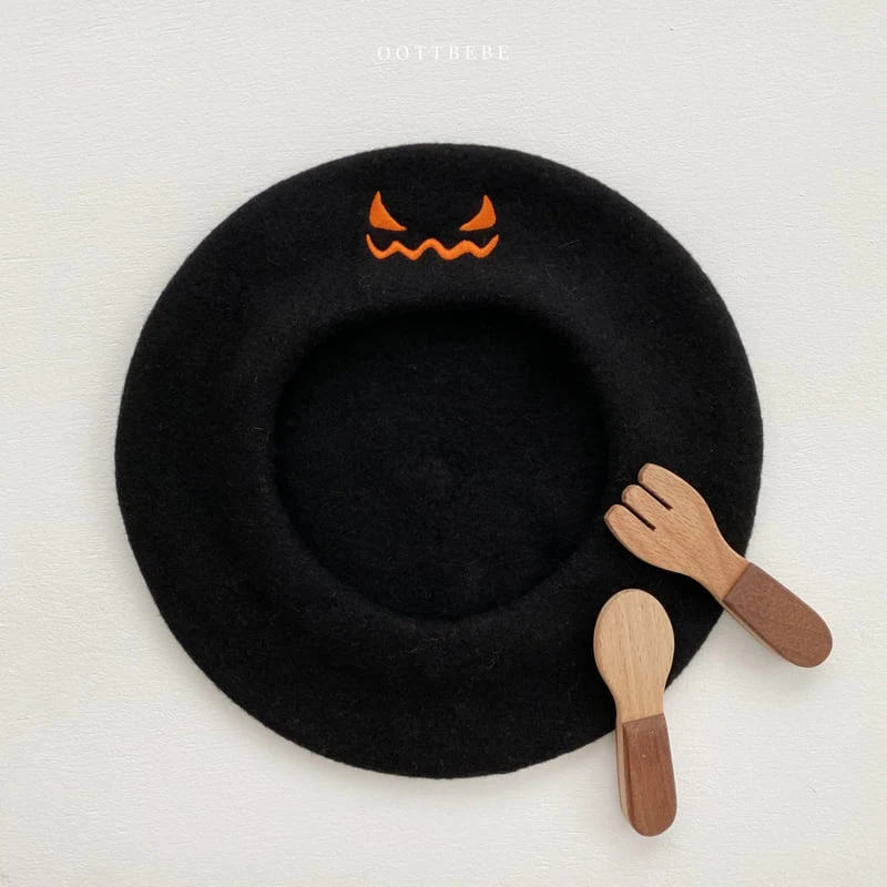 Oott Bebe - Korean Children Fashion - #magicofchildhood - Halloween Wool Beret - 3