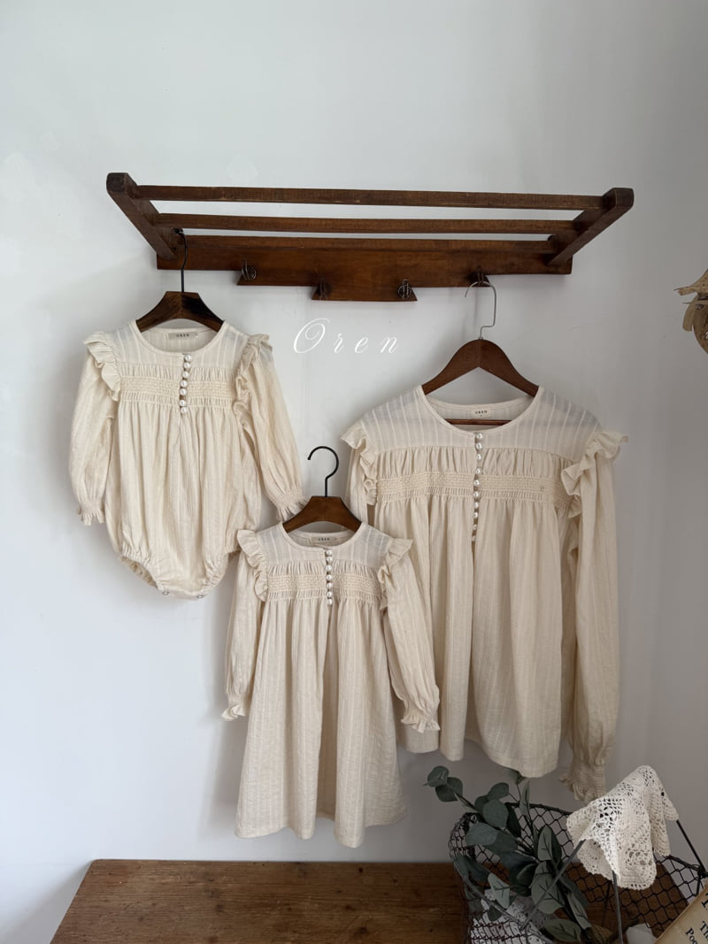 Oren - Korean Baby Fashion - #babyfever - Bebe Miel Smocking Suit - 2