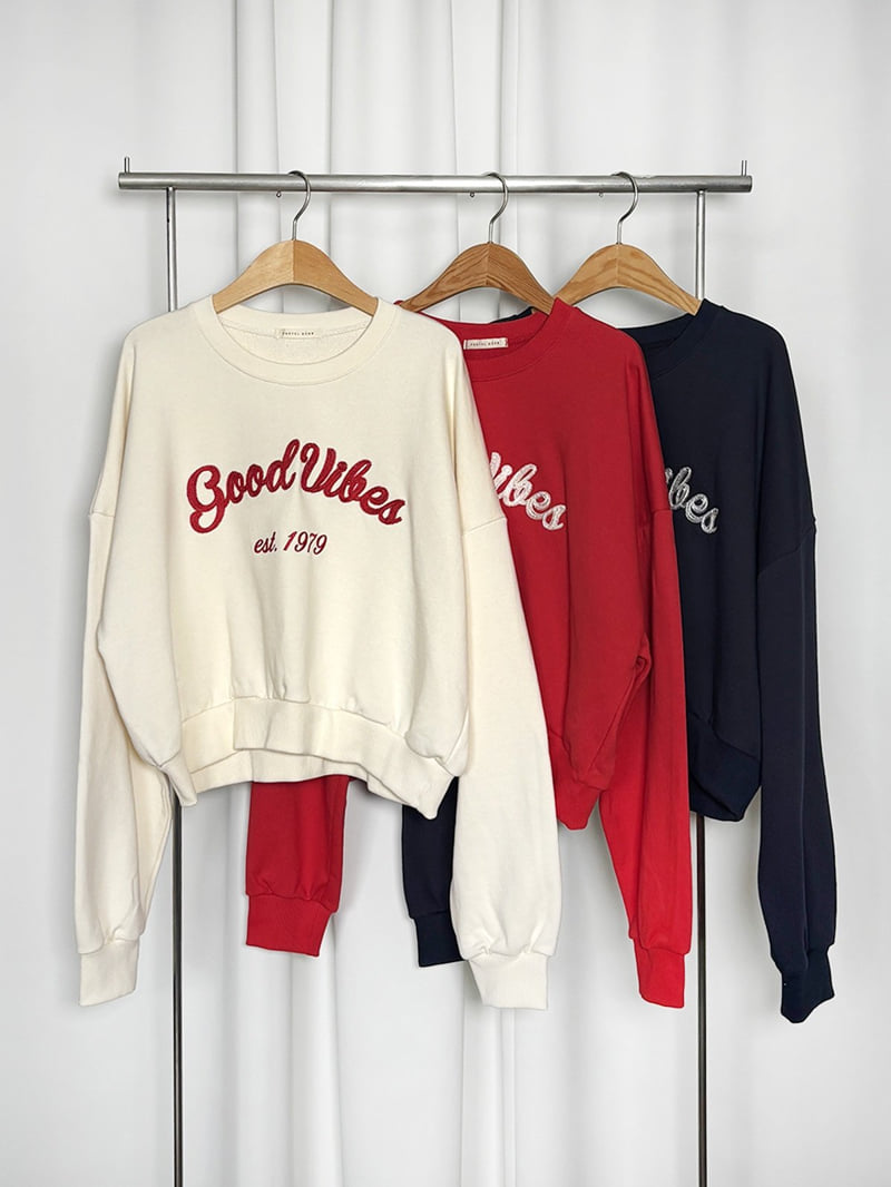 Pastel Deer - Korean Women Fashion - #momslook - Vibe Crop Sweatshirt
