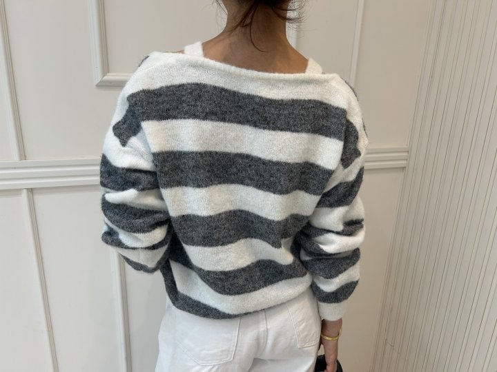 Pearls room - Korean Women Fashion - #momslook - Stripe Layered Knit - 7