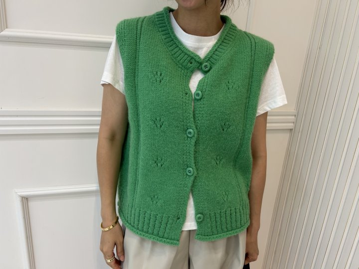 Pearls room - Korean Women Fashion - #momslook - Ailee Vest - 11