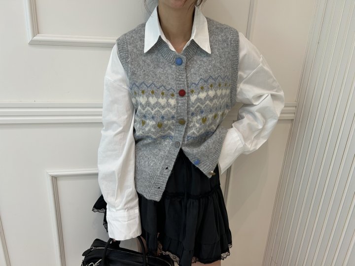 Pearls room - Korean Women Fashion - #momslook - Song Song Knit Vest - 2
