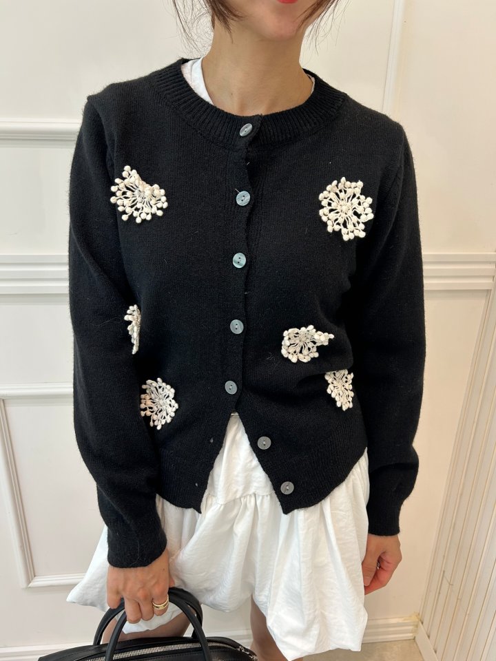 Pearls room - Korean Women Fashion - #momslook - Motive Cardigan
