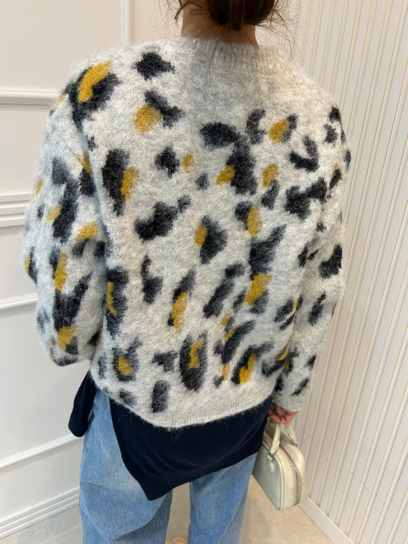 Pearls room - Korean Women Fashion - #momslook - Leopard Cardigan - 10