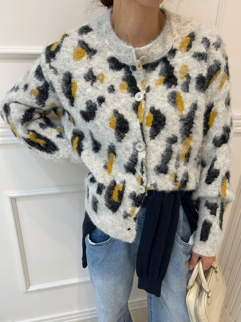 Pearls room - Korean Women Fashion - #momslook - Leopard Cardigan - 8