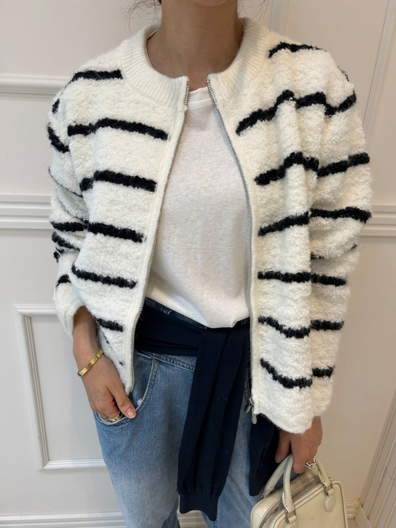 Pearls room - Korean Women Fashion - #momslook - Boucle Stripe Zip-up