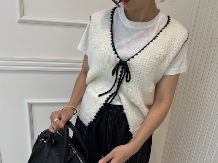 Pearls room - Korean Women Fashion - #restrostyle - Ribbon Vest - 9