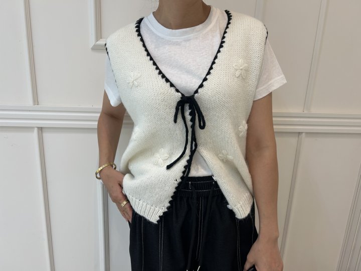 Pearls room - Korean Women Fashion - #shopsmall - Ribbon Vest - 11