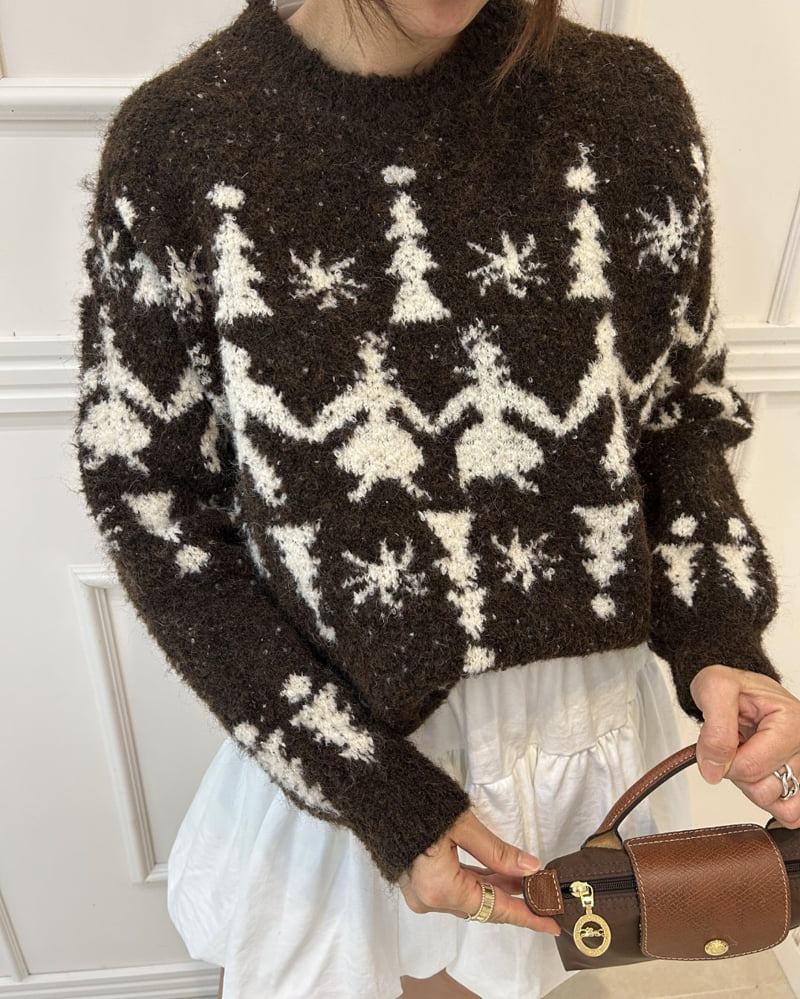 Pearls room - Korean Women Fashion - #thatsdarling - Boucle Round Knit