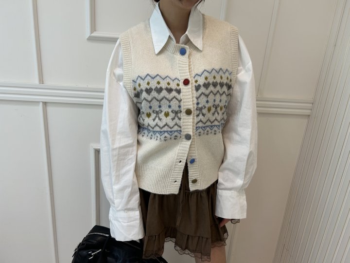 Pearls room - Korean Women Fashion - #vintageinspired - Song Song Knit Vest - 6