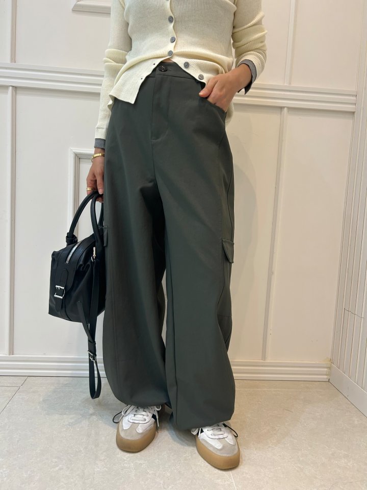 Pearls room - Korean Women Fashion - #momslook - String Cargo Slacks - 4