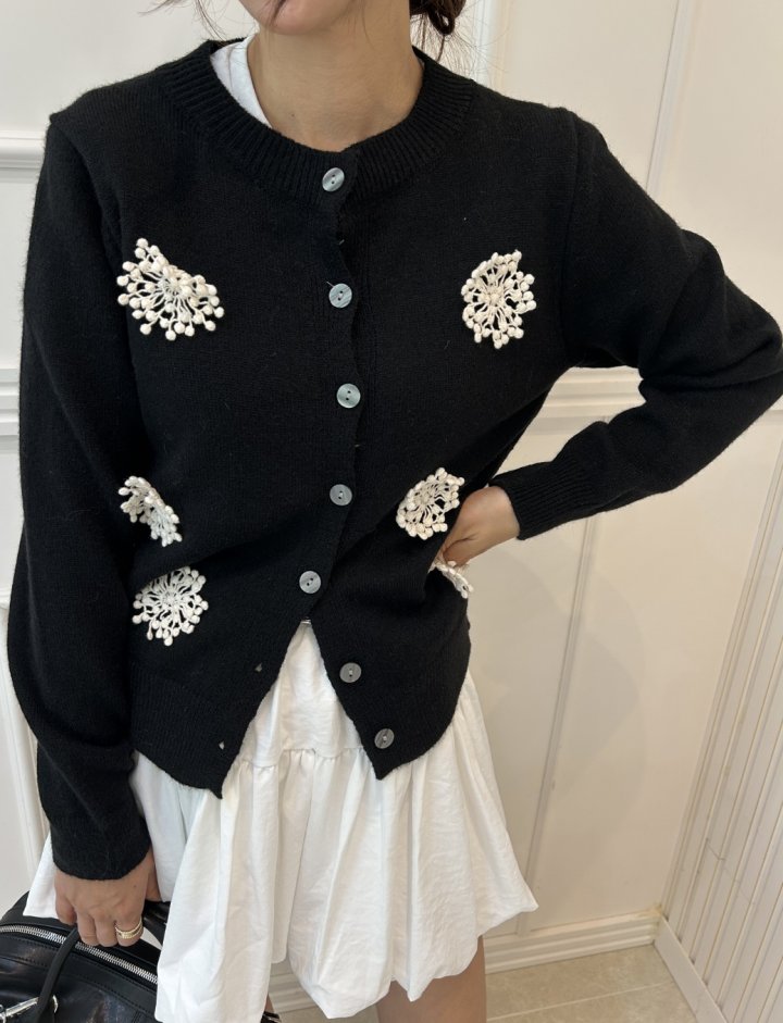 Pearls room - Korean Women Fashion - #womensfashion - Motive Cardigan - 3