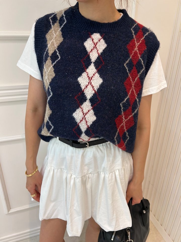 Dia Knit Vest by Pearls room for Women - view 9