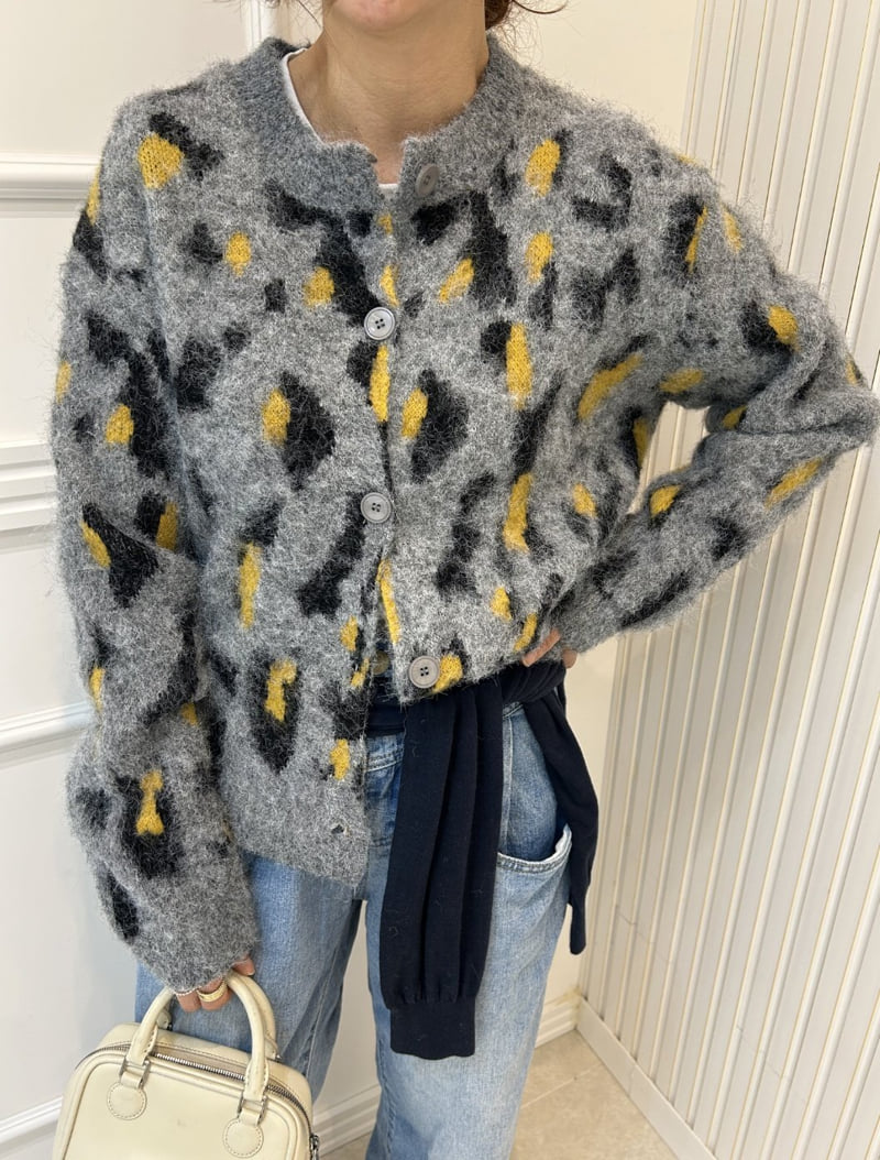 Pearls room - Korean Women Fashion - #womensfashion - Leopard Cardigan
