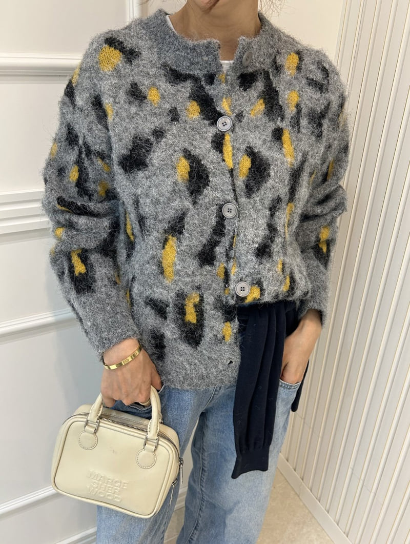 Pearls room - Korean Women Fashion - #womensfashion - Leopard Cardigan - 3