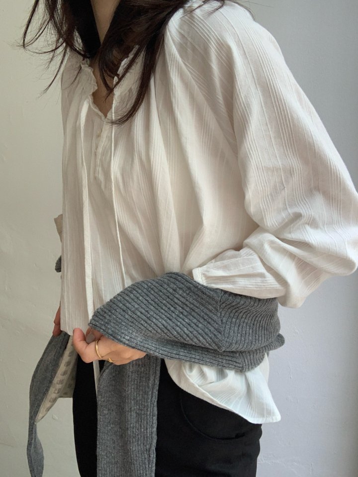 Pomelo - Korean Women Fashion - #momslook - Lace Frill Blouse - 7