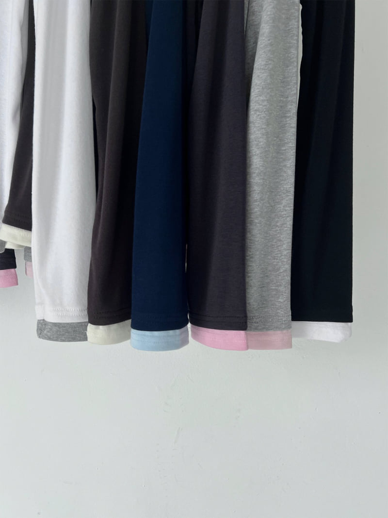 Queensmade - Korean Women Fashion - #momslook - Contrast Round Tee - 11