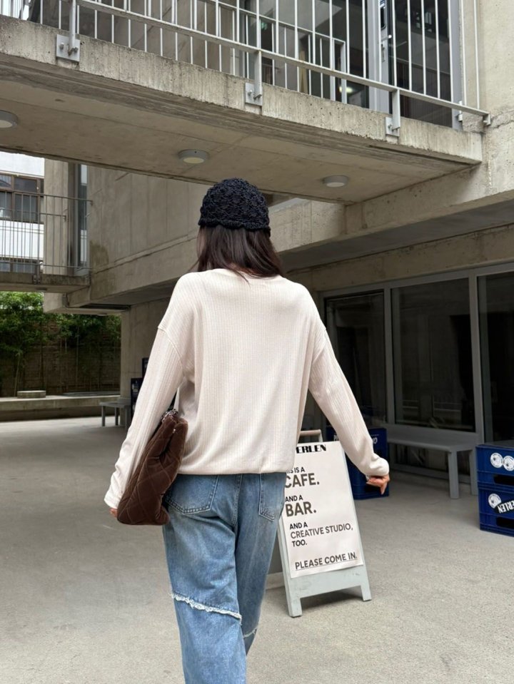 Queensmade - Korean Women Fashion - #womensfashion - Troll V-neck Tee - 4