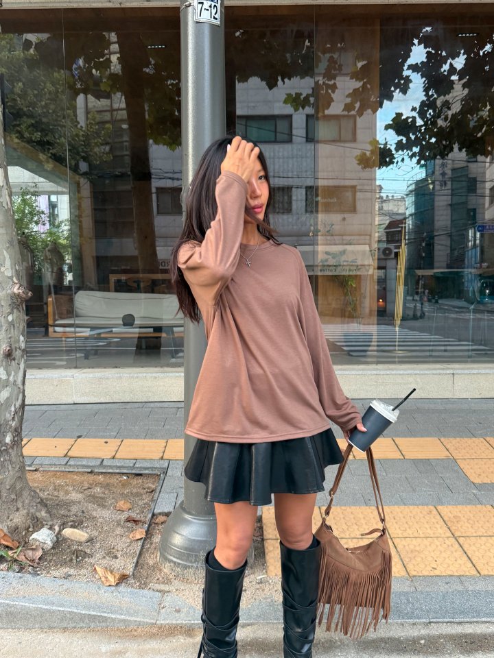 Queensmade - Korean Women Fashion - #momslook - Pintuck Raglan Tee - 11