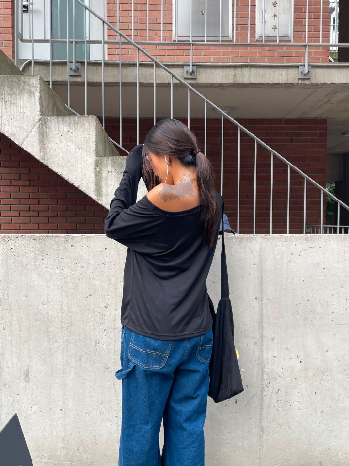 Queensmade - Korean Women Fashion - #momslook - Basic Off-shoulder Tee - 8