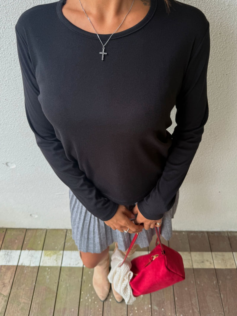 Queensmade - Korean Women Fashion - #momslook - Lala Round Tee - 11