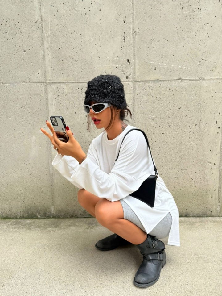 Queensmade - Korean Women Fashion - #pursuepretty - Boxy Fleece Long Tee - 9