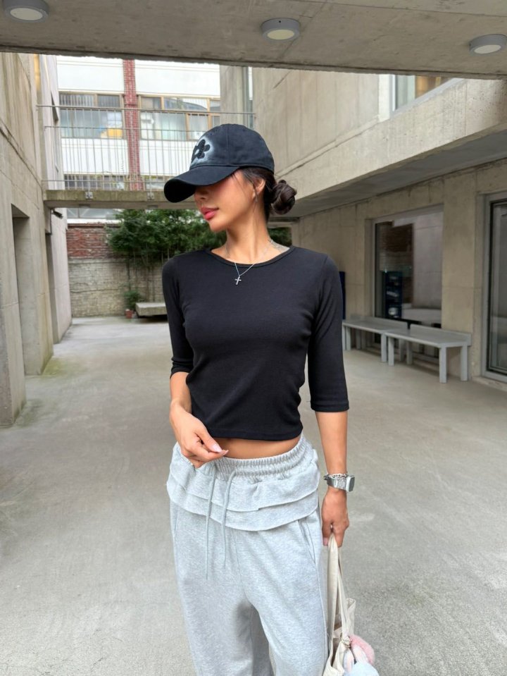 Queensmade - Korean Women Fashion - #pursuepretty - Simple Sleeve Tee - 4