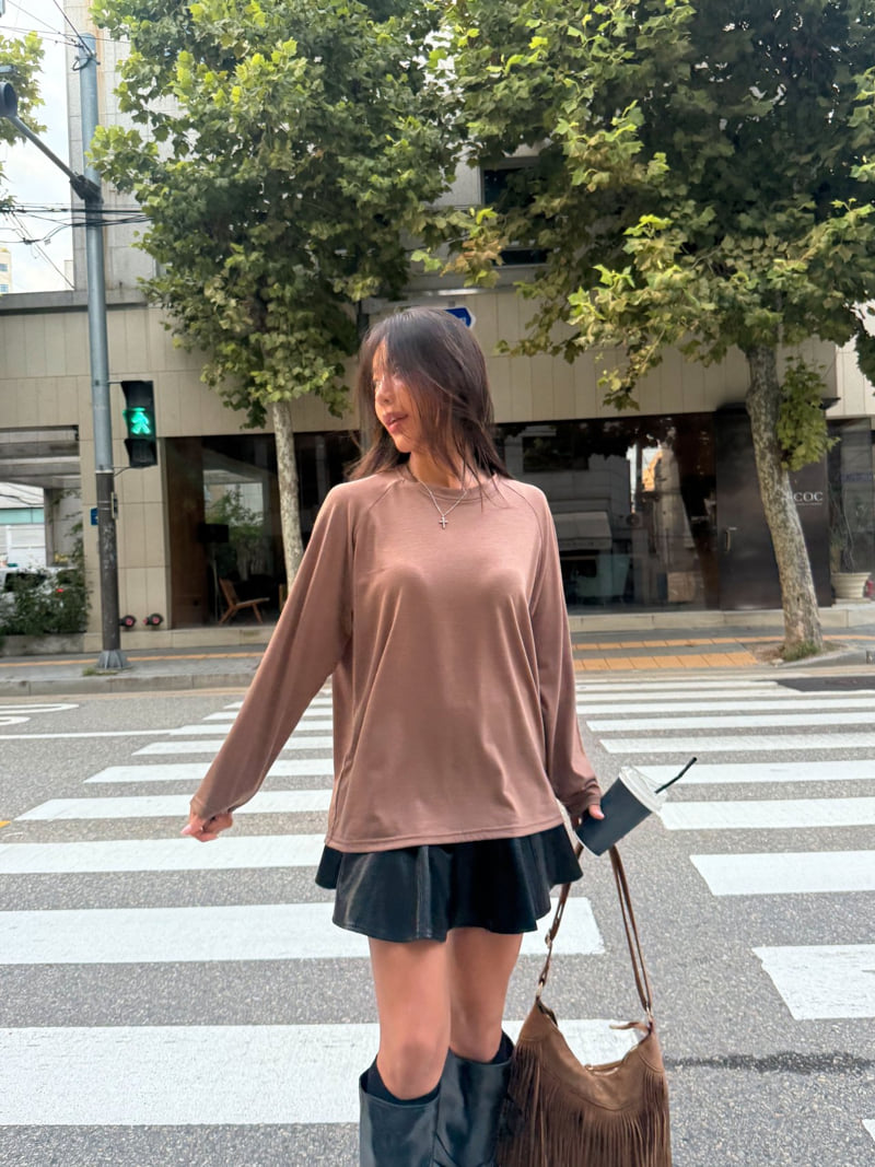 Queensmade - Korean Women Fashion - #romanticstyle - Pinter Raglan Tee - 4