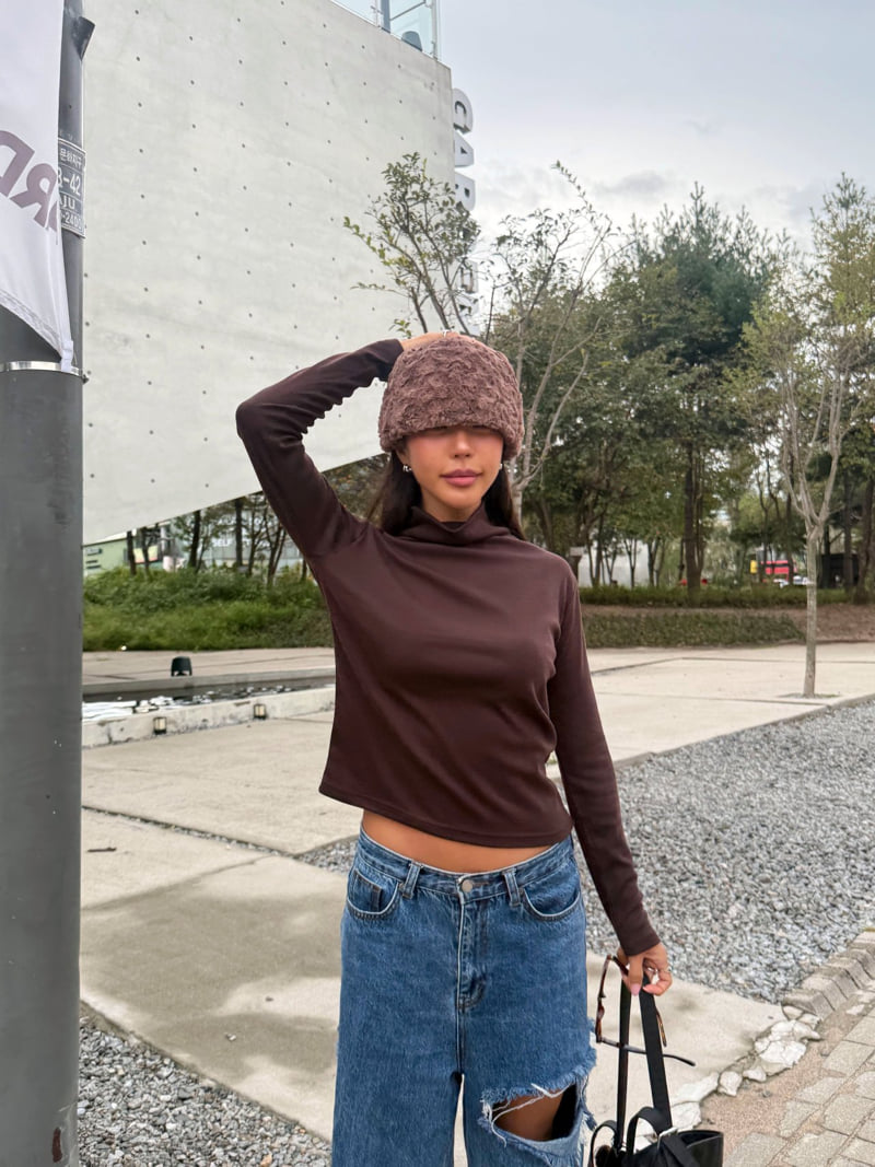 Queensmade - Korean Women Fashion - #shopsmall - Art Turtleneck Tee - 4