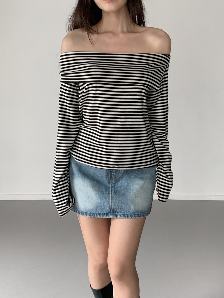 Queensmade - Korean Women Fashion - #vintageinspired - Log Off-Shoulder Tee - 2