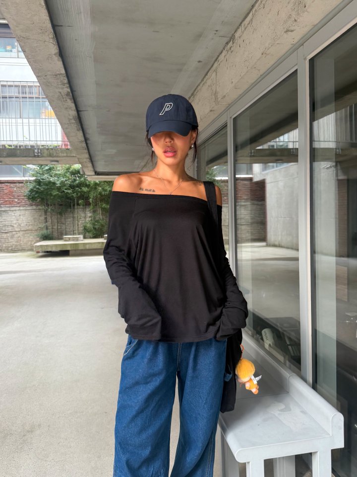 Queensmade - Korean Women Fashion - #vintageinspired - Basic Off-shoulder Tee - 11