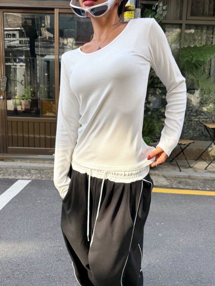 Queensmade - Korean Women Fashion - #womensfashion - Ribbed U-Neck Tee - 7