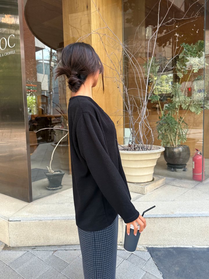 How Cardigan by Queensmade for Women - view 6