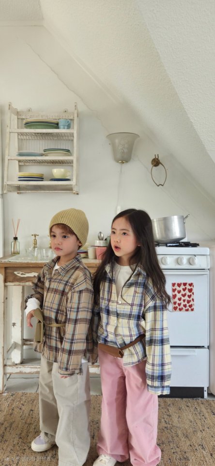 Raleelounge - Korean Children Fashion - #kidsshorts - Velvet Span Pants - 8