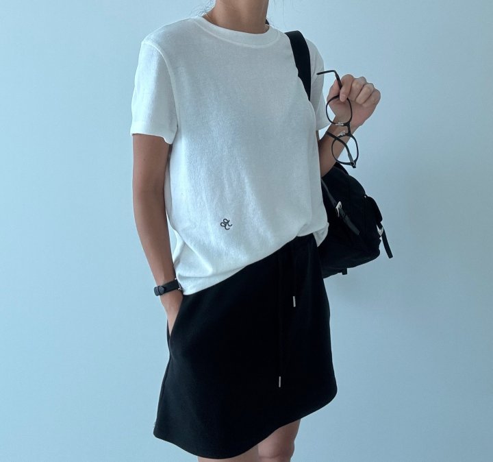 Ripple - Korean Women Fashion - #womensfashion - Billy Short Sleeved Tee - 2