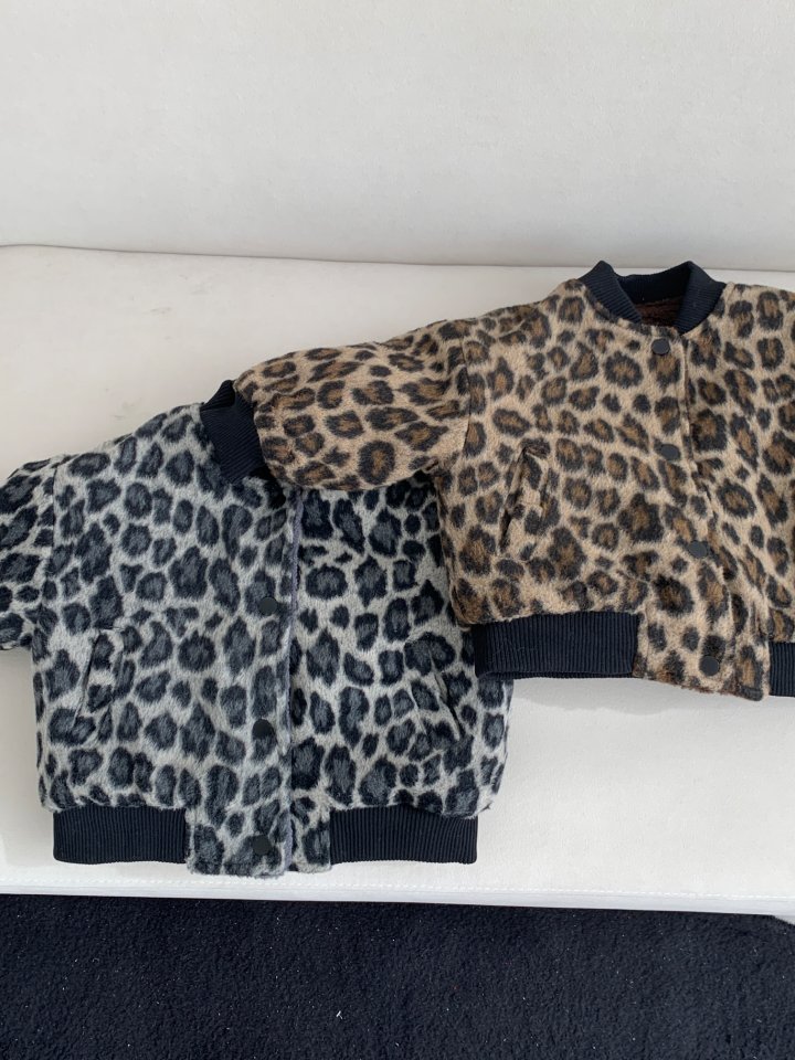 Sundaykids - Korean Children Fashion - #designkidswear - Reversible Leopard Fleece Jacket - 2