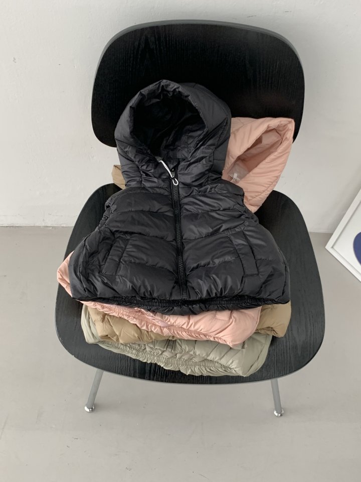 Sundaykids - Korean Children Fashion - #prettylittlegirls - Soft Mood Hooded Padded Vest - 4