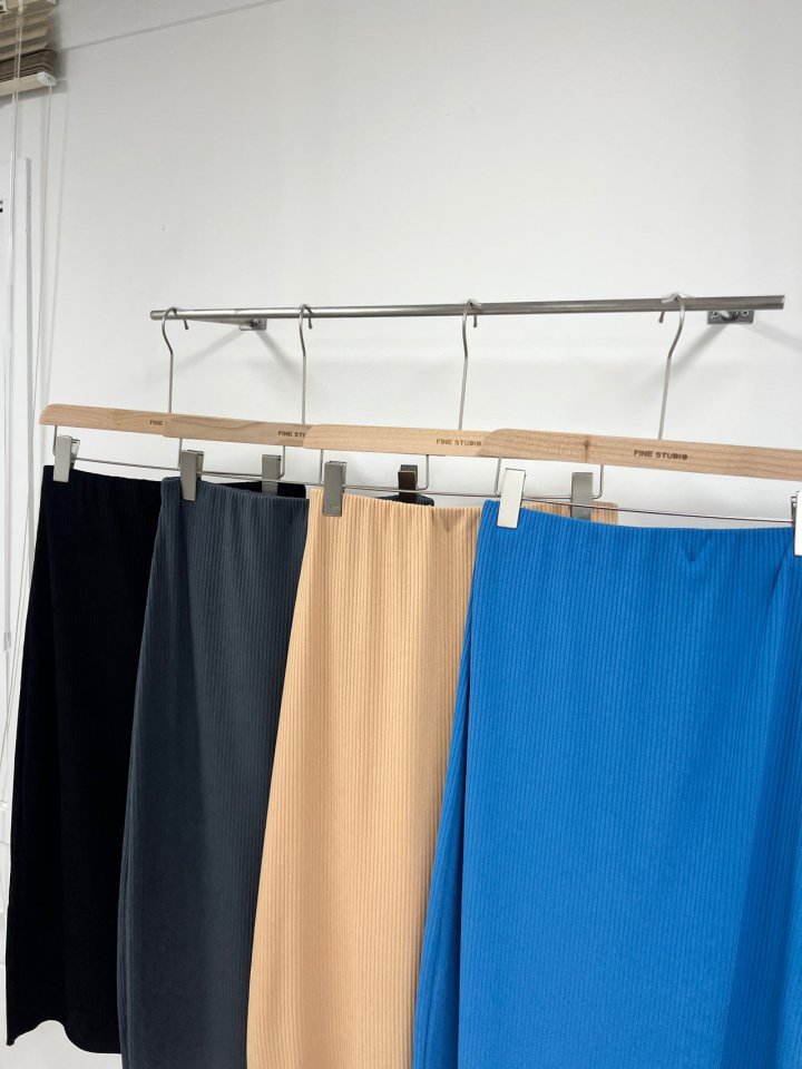 The Fine.b - Korean Women Fashion - #vintagekidsstyle - Ribbed Long Skirt - 3