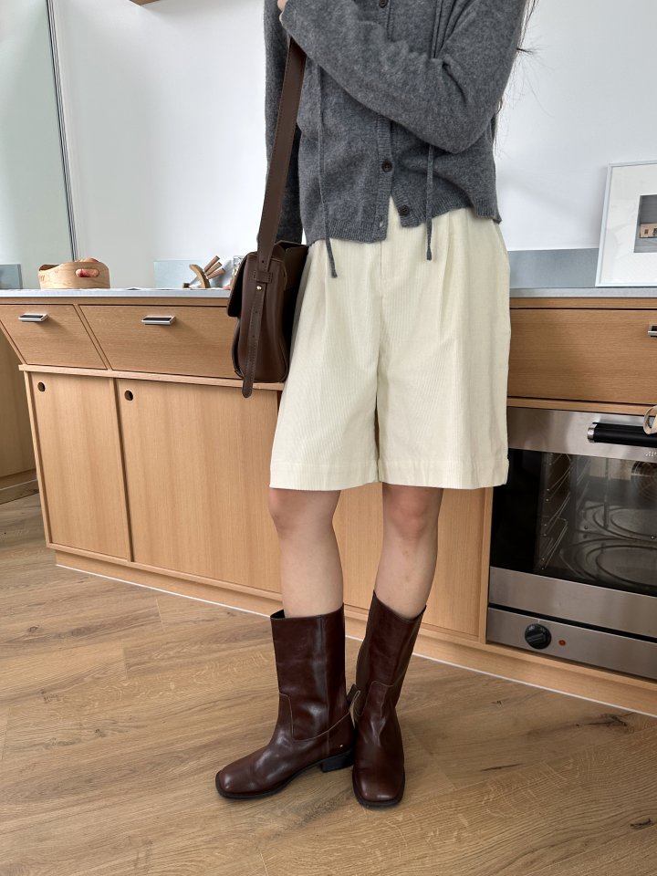 There By - Korean Women Fashion - #momslook - Nick Corduroy Half Pants - 2