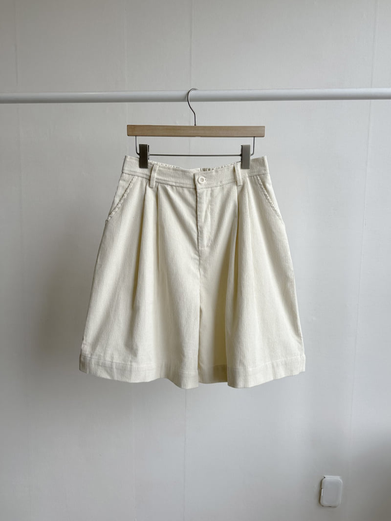 There By - Korean Women Fashion - #momslook - Nick Corduroy Half Pants - 11