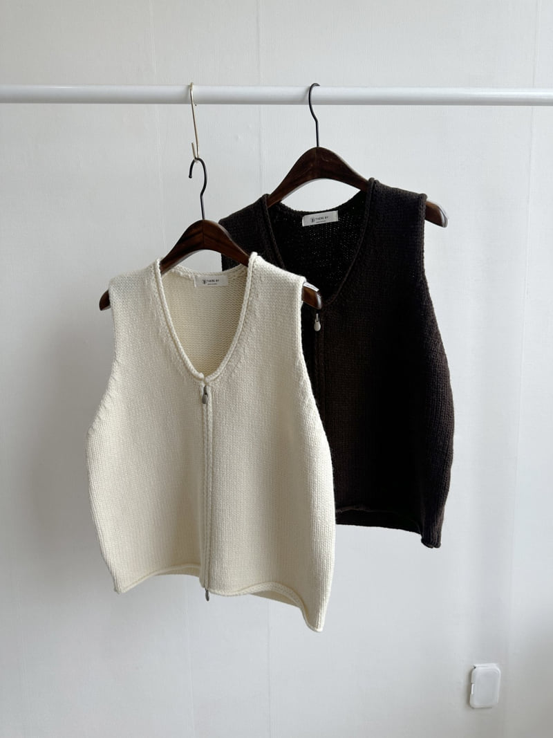 There By - Korean Women Fashion - #momslook - Autumn Zipper Vest - 7