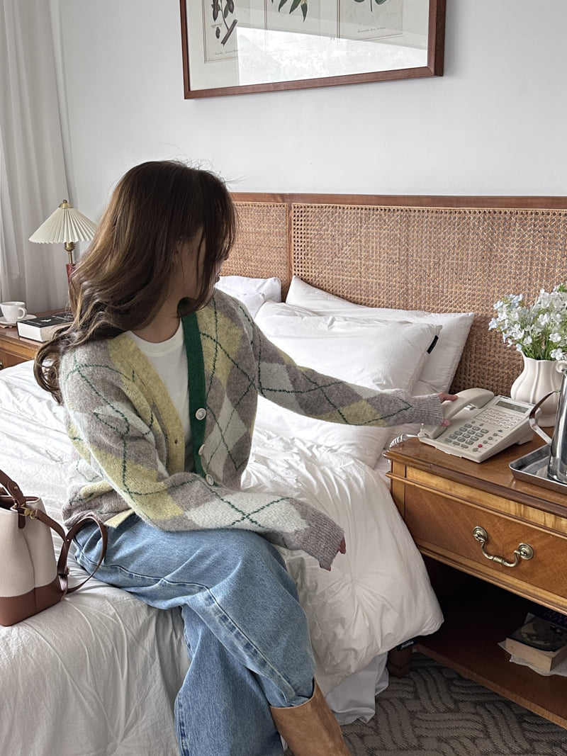 There By - Korean Women Fashion - #momslook - Momo Argyle Cardigan - 2