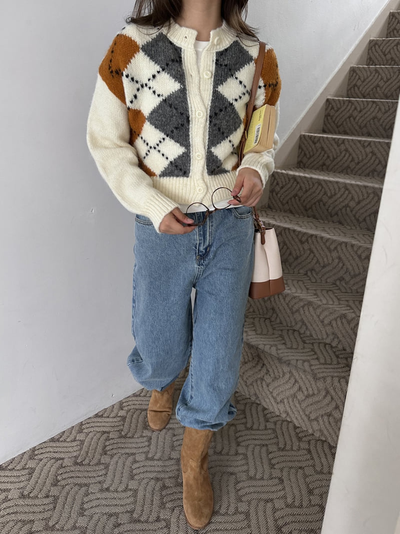 There By - Korean Women Fashion - #momslook - Milk Argyle Cardigan - 4