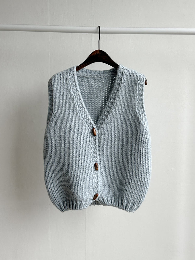 There By - Korean Women Fashion - #vintagekidsstyle - Emma Vest - 4