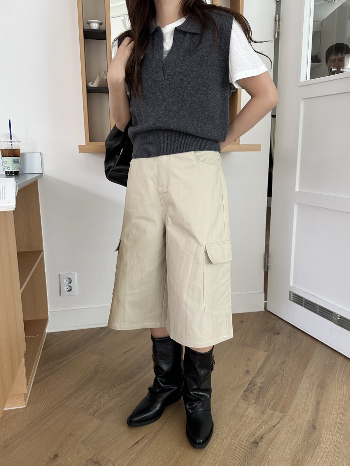 There By - Korean Women Fashion - #restrostyle - Pocket Bermuda Pants - 5