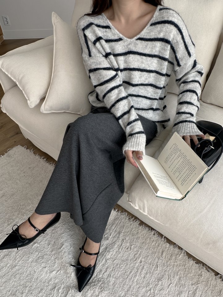 There By - Korean Women Fashion - #romanticstyle - There V-neck Stripe Knit Pullover - 9
